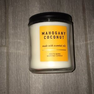 Bath and body works mahogany coconut candle